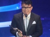 陳奐仁獲得最佳新人獎(jiǎng) 現(xiàn)場(chǎng)感謝“李小龍”導(dǎo)演