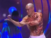 胡啟志亮相華表獎 水晶球達(dá)人演繹《魔幻星空》