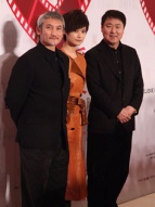 徐克、于冬攜李宇春共走紅毯 陣容如“三劍客”